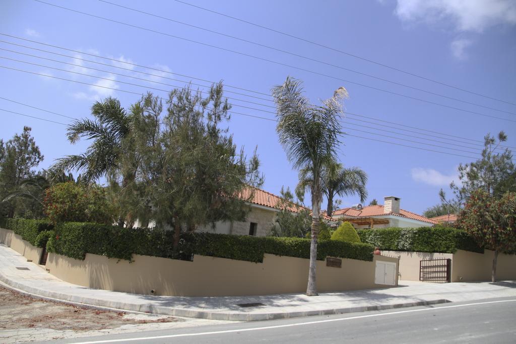 Eve Pissouri Xιnisteri Villa Rum bild