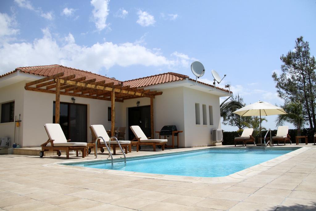 Eve Pissouri Xιnisteri Villa Rum bild