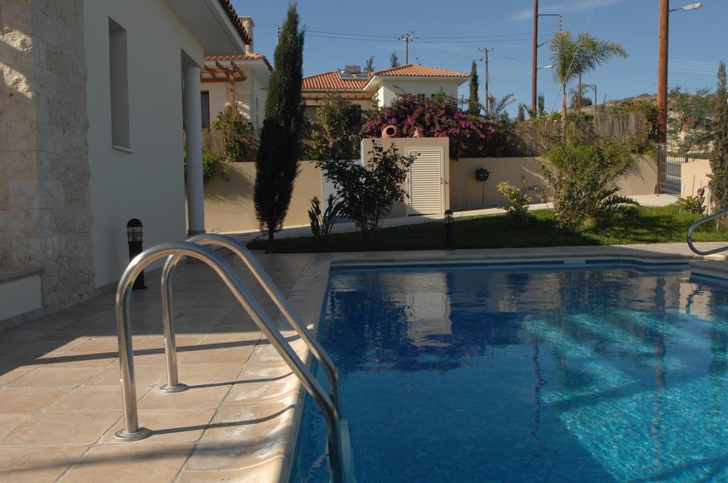 Eve Pissouri Xιnisteri Villa Rum bild